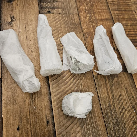 ❌️❌️SOLD❌️❌️Nativity Set 6 Piece Glass Miniature Scene Christmas - Picture 2 of 3